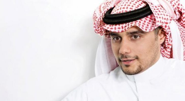الأمير خالد بن الوليد بن طلال يتعرض لحادث مروع وبسببه منعه الاطباء من تناول اللحم وسر المائتين سيارة التي يملكها يشعل المملكة