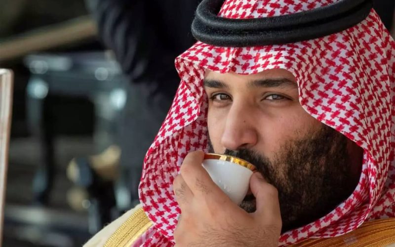 كم يبلغ سعر الفنجان الذي يتناول فيه ولي العهد السعودي الأمير محمد بن سلمان قهوته كل صباح وماهي مواصفاته؟(تفاصيل مذهلة)