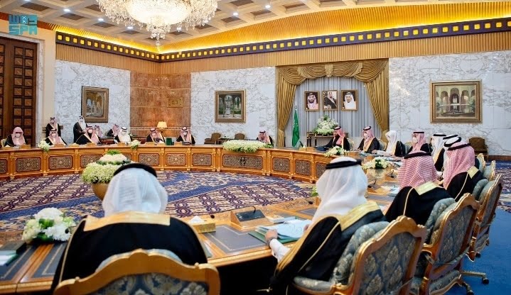 الموافقة على إستراتيجية قِطاع الطرق.. 14 قراراً جديداً لمجلس الوزراء السعودي